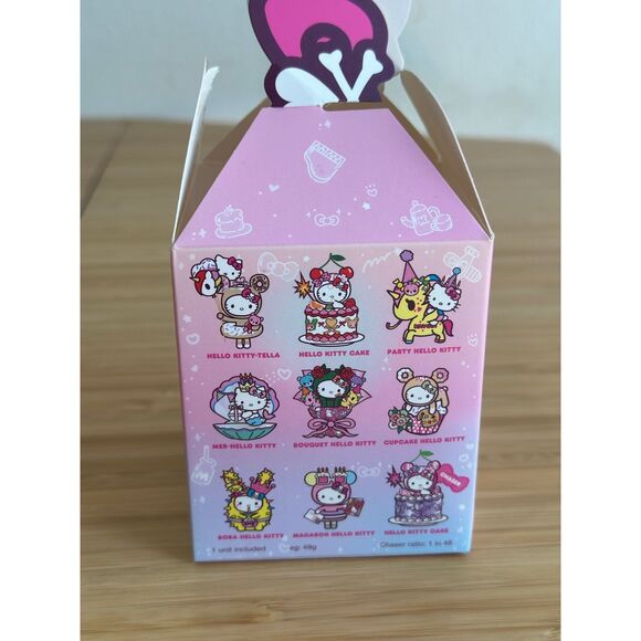 Tokidoki x Hello Kitty 50th Anniversary Birthday Blind Box Figure - Party - Picture 6 of 6
